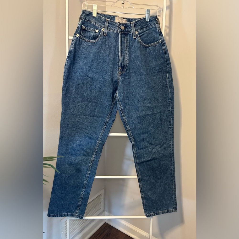 Everlane Curvy 90s Cheeky Straight Jean - Picture 5 of 14